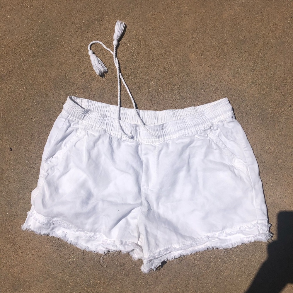 Saks White Shorts